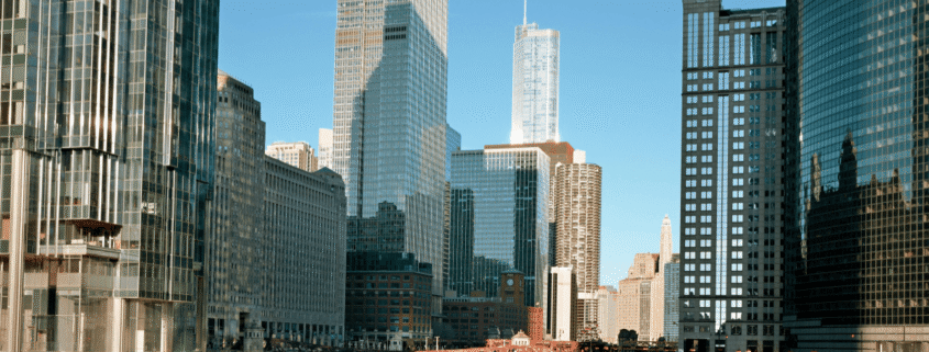 Key Commercial Lease Clauses to Negotiate in Illinois Before You Sign
